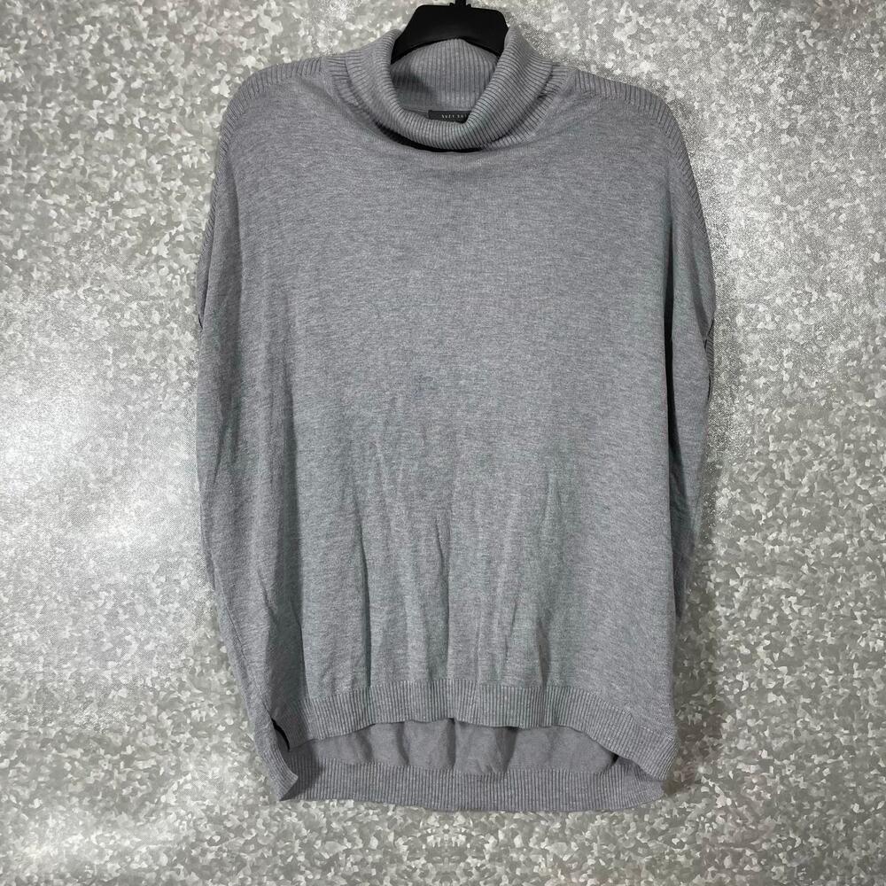 Suzy Shier Women's Gray Oversized Short Sleeve Turtleneck Sweater - Size Medium